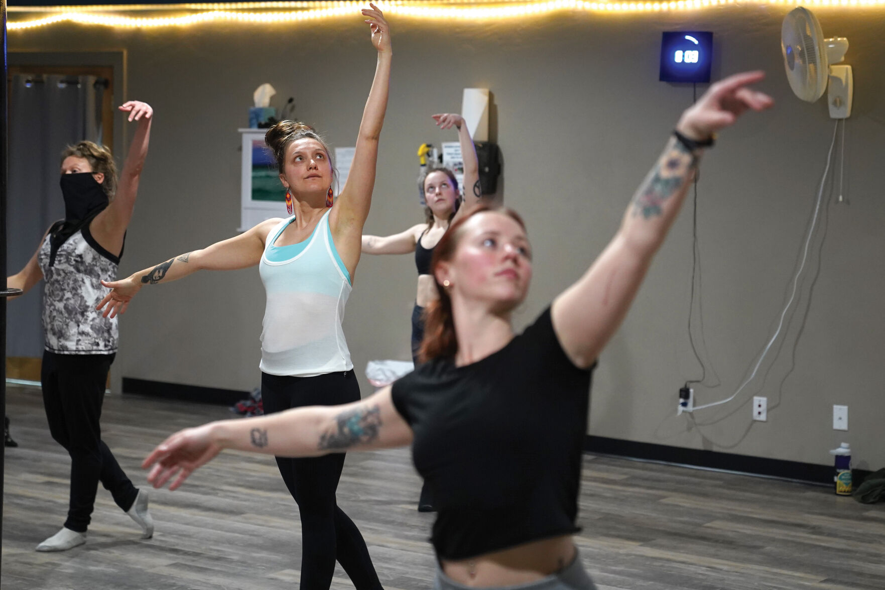 03-11-2021 Beginners Ballet Standalones 003.jpg